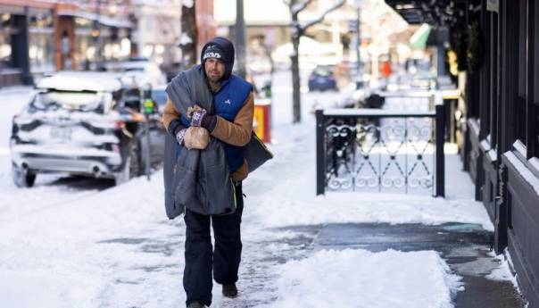 Ledena oluja širom SAD-a odnijela najmanje 24 života