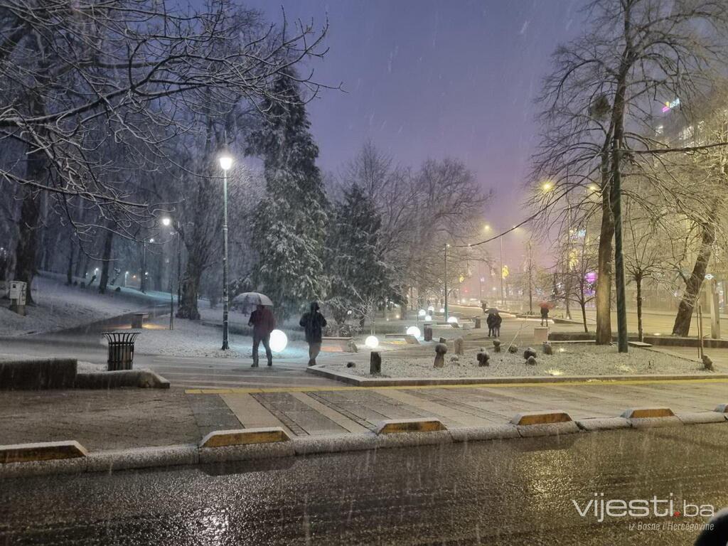 Ledene kiše na širem području Sarajeva