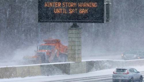 Ledeno hladna arktička masa zahvatila SAD, otkazano više od 4.500 letova