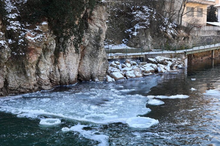 Ledi Miljacka na minusima u Sarajevu