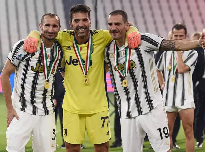 Legenda italijanskog fudbala i Juventusa nakon 24 godine karijere odlazi u penziju