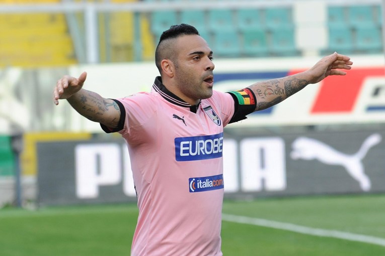 Legendarni napadač iz Serie A mora u zatvor zbog iznude mafijaškom metodom