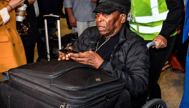 Legendarni Pele u lošem stanju