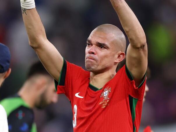 Legendarni Pepe završio karijeru