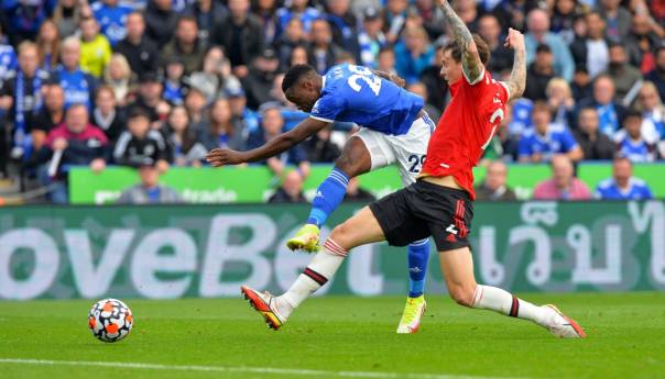 Leicester u golijadi slavio nad Unitedom, City siguran