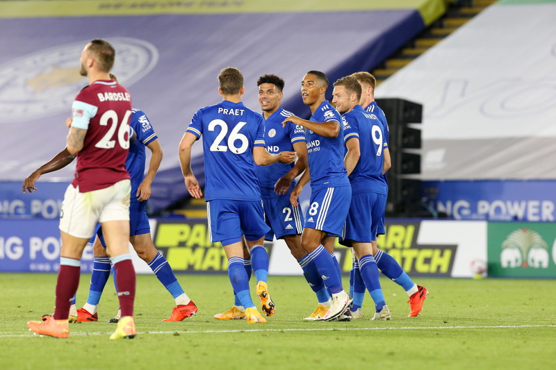 Leicester utrpao Burnleyju četiri gola i preuzeo vrh Premiershipa