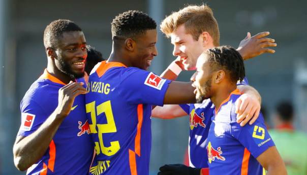 Leipzig razbio Freiburg i preuzeo vrh Bundeslige