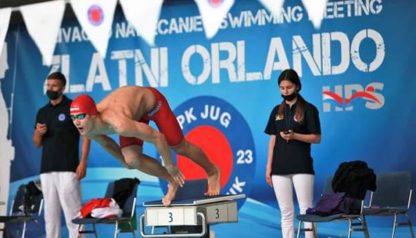 Lekić četvrti na 800 metara slobodno