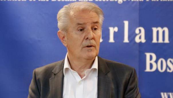 Lendo: Schmidtova suspenzija Ustava FBiH opasan presedan