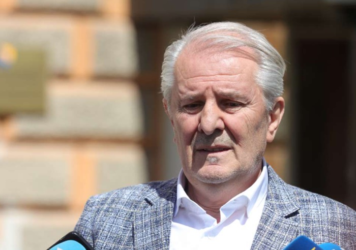 Lendo: Umjesto reformi, svjedočimo blokadama