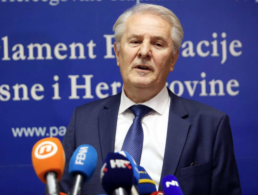 Lendo: Ustaški simboli i veličanje ratnih zločinaca moraju biti sankcionisani