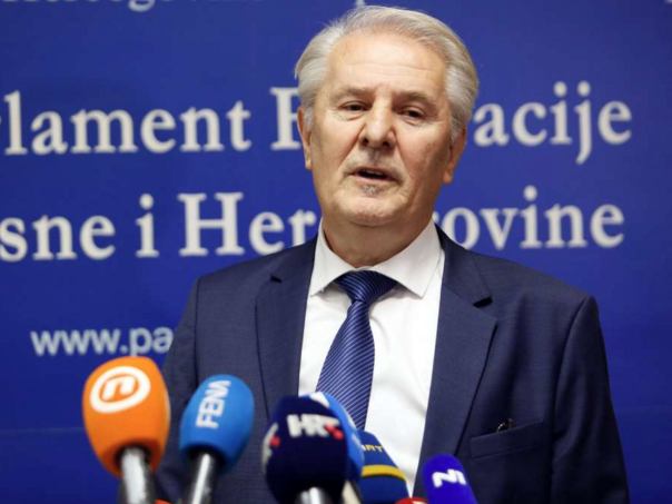 Lendo: Ustaški simboli i veličanje ratnih zločinaca moraju biti sankcionisani