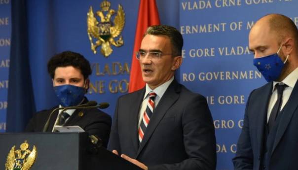 Leposavić odbija podnijeti ostavku nakon negiranja genocida