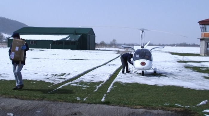 Letjelica FUCZ poletila iz Bihaća s 10 uzoraka pacijenata