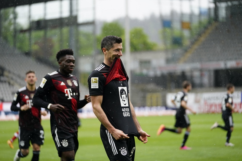 Lewandowski izjednačio rekord Gerda Mullera