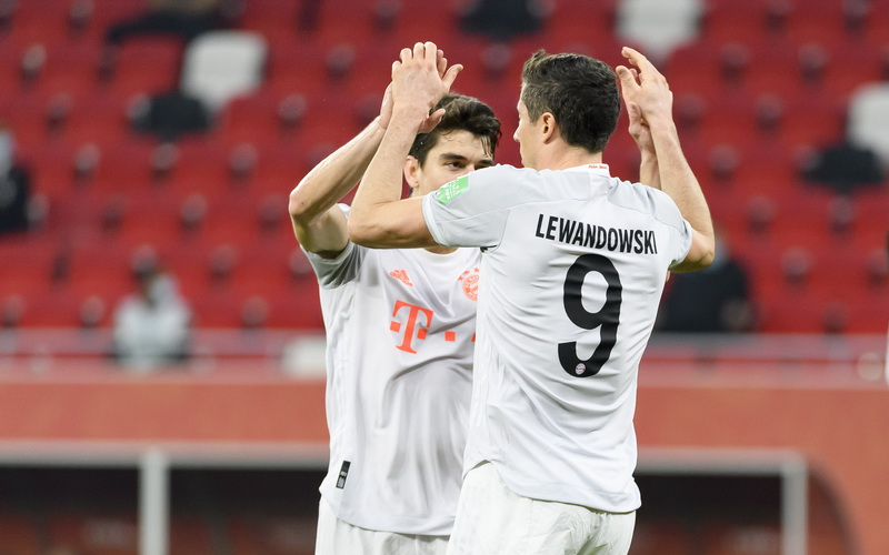 Lewandowski s dva gola odveo Bayern u novo finale!