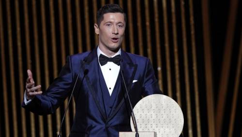 Lewandowski se oglasio nakon što je Messi osvojio Zlatnu loptu