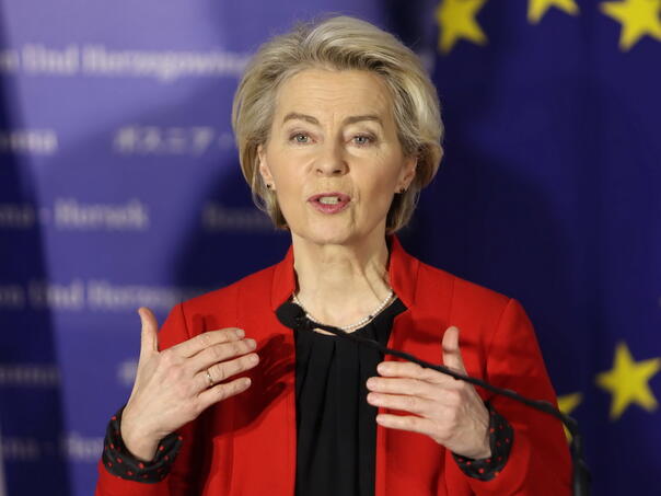 Leyen: Prepoznajemo svoju odgovornost što nismo spriječili genocid u Srebrenici