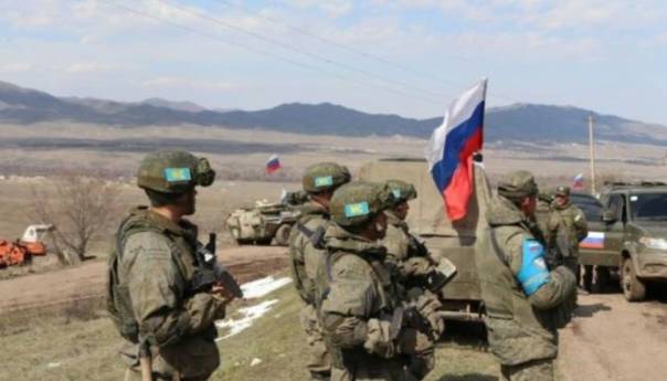 Lider Jermenije preispituje ulogu mirovnih snaga Rusije u Nagorno-Karabahu