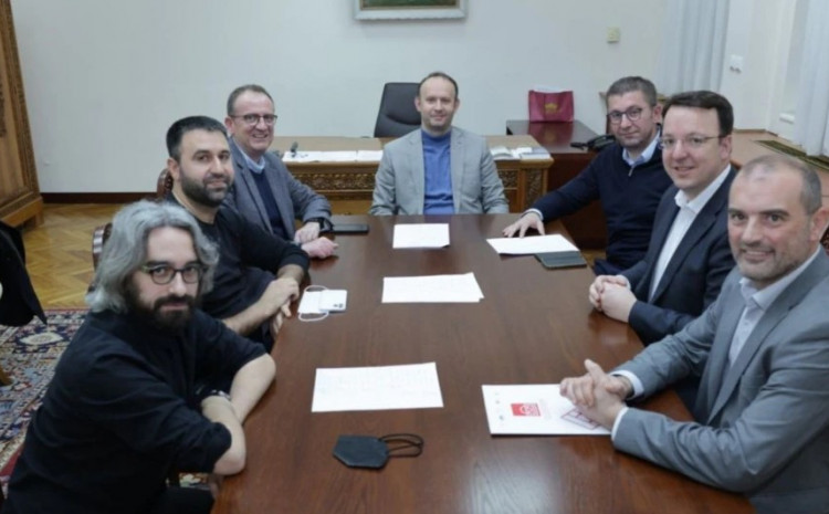 Lider VMRO-DPMNE: Obezbijedili smo većinu za novu vladu