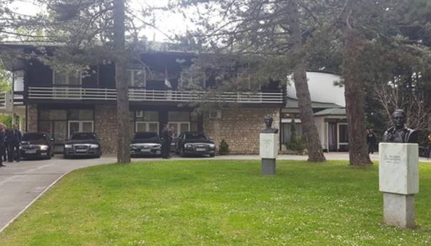 Lideri vladajuće koalicije u RS danas o temi 'mirnog razlaza'