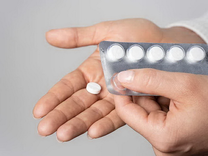 Liječnik otkrio šta nikada ne smijemo raditi kada uzimamo paracetamol
