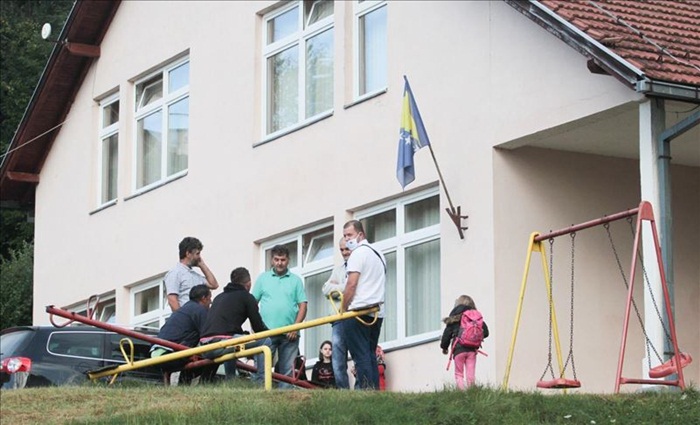 Liplje: Roditelji zbog bosanskog spremni pravdu tražiti pred sudom