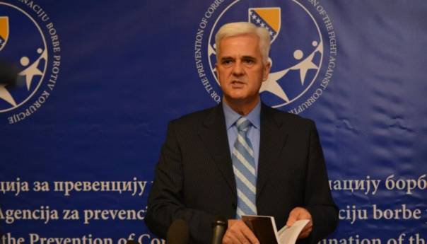 Lisak: U Federaciji BiH regulirati prava istospolnih parova