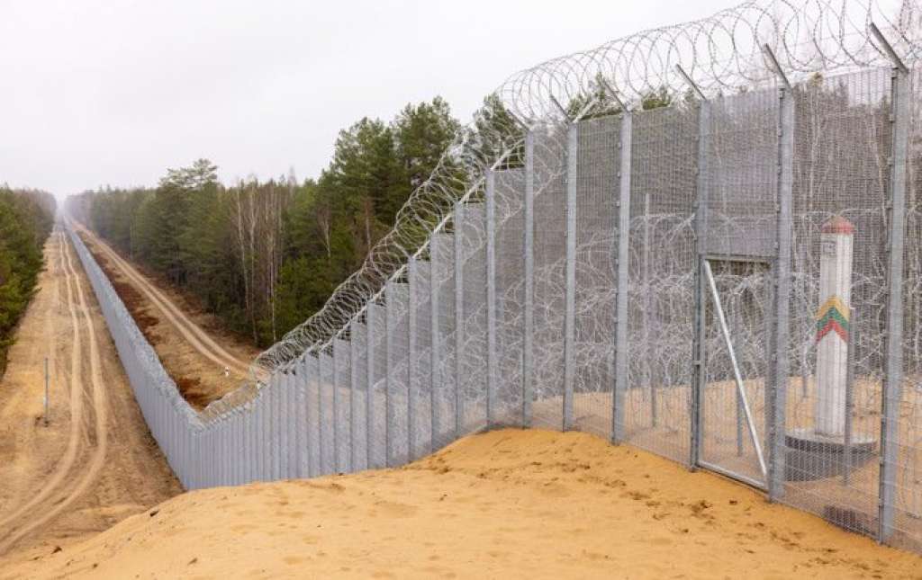 Litvanija usvojila zakon kojim se graničarima dozvoljava da vrate migrante
