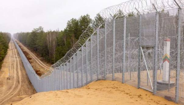 Litvanija usvojila zakon kojim se graničarima dozvoljava da vrate migrante