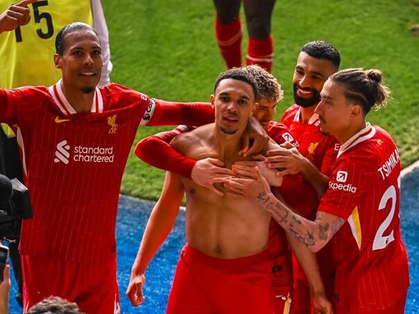 Liverpool je pred titulom: Redsi slavili u Leicesteru