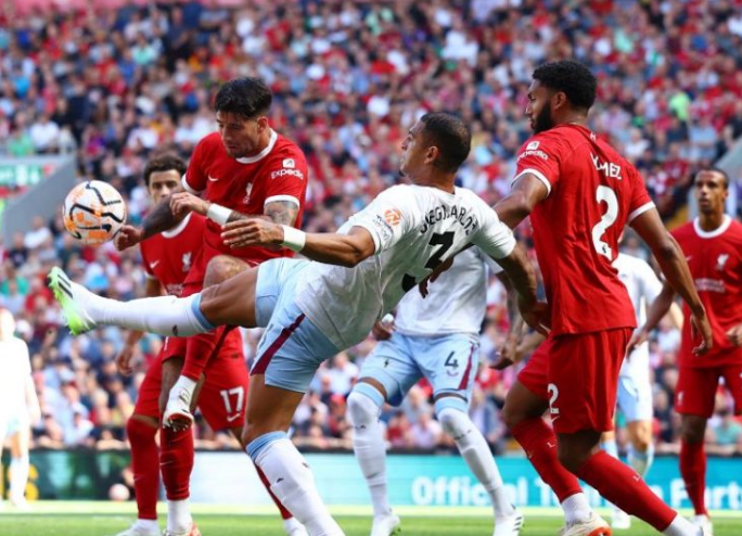 Liverpool savladao Aston Villu, Crystal Palace bolji od Wolvesa