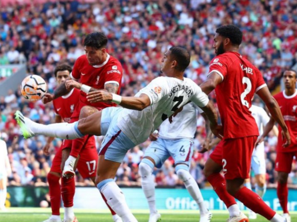 Liverpool savladao Aston Villu, Crystal Palace bolji od Wolvesa