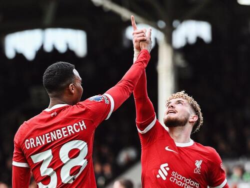Liverpool slavio u Londonu i vratio se u trku za titulu