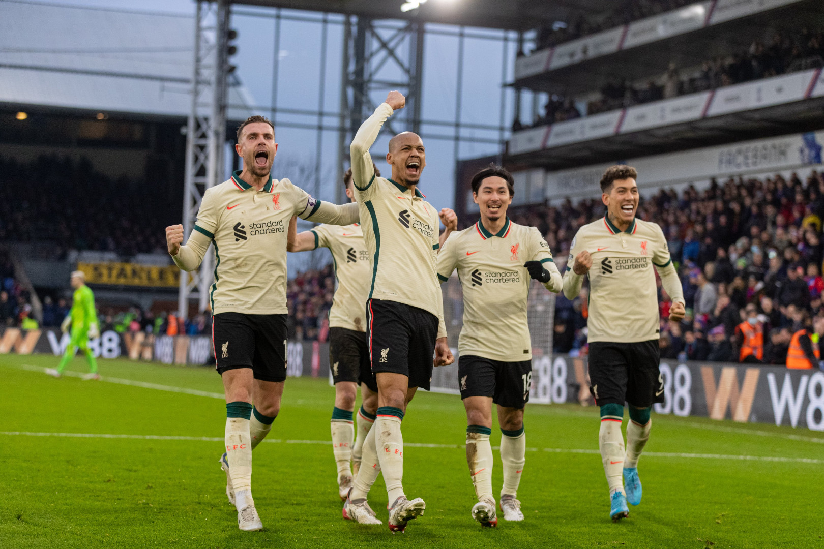 Liverpool smanjio zaostatak za Cityjem