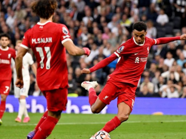 Liverpool u nevjerovatnoj utakmici poražen od Tottenhama