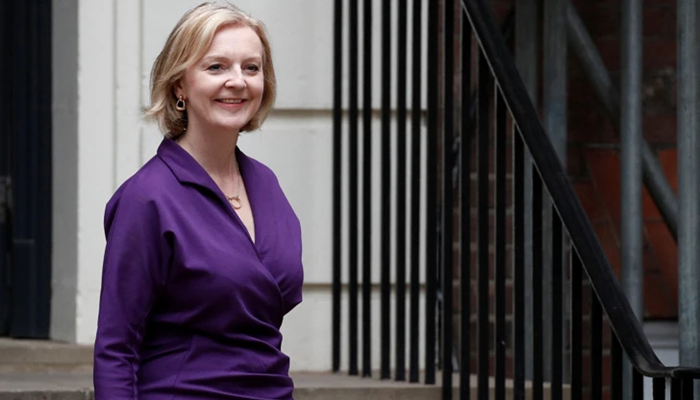Liz Truss danas preuzima dužnost britanske premijerke