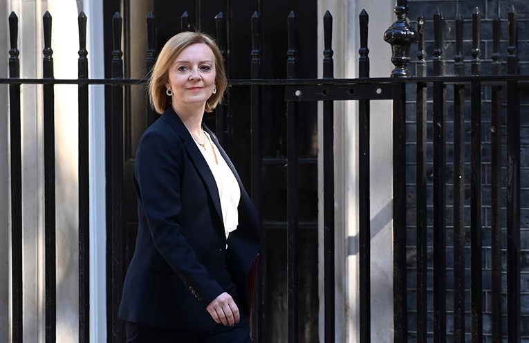 Liz Truss danas se kandidira za britansku premijerku