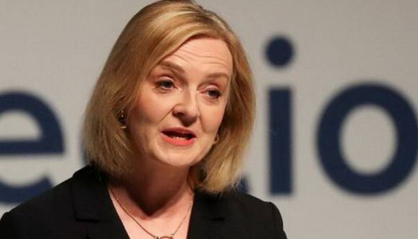 Liz Truss vodi u utrci za čelnicu britanske vlade
