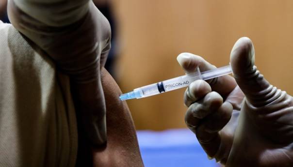 Ljekar iz Hrvatske nelegalno vakcinisao protiv korone u BiH