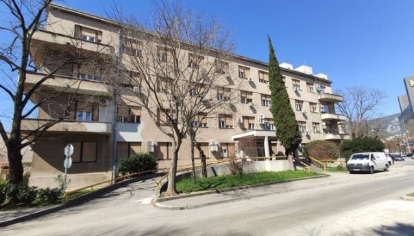 Ljekari mostarske Covid bolnice uputili dramatičan apel