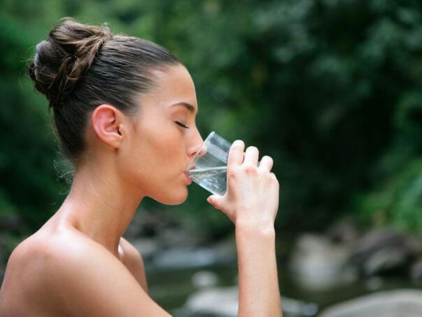 Ljeto i dehidracija: Ako čekate žeđ, već je kasno!