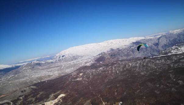 Ljubušaci s paraglajderima izveli najduži let unutar granica BiH