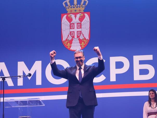 Ljudi bježali tokom govora, a Vučić poručio: Učinili ste ovaj dan velikim