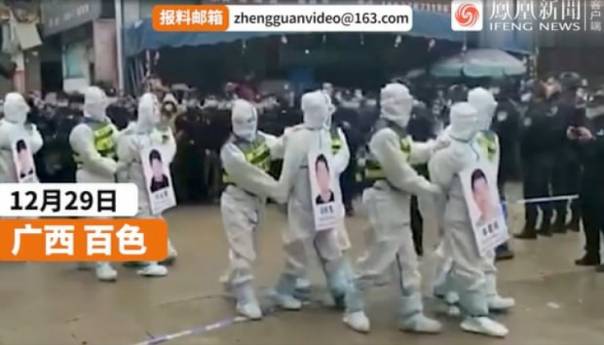 Ljudi izloženi javnoj sramoti u Kini zbog nepoštivanja Covid mjera