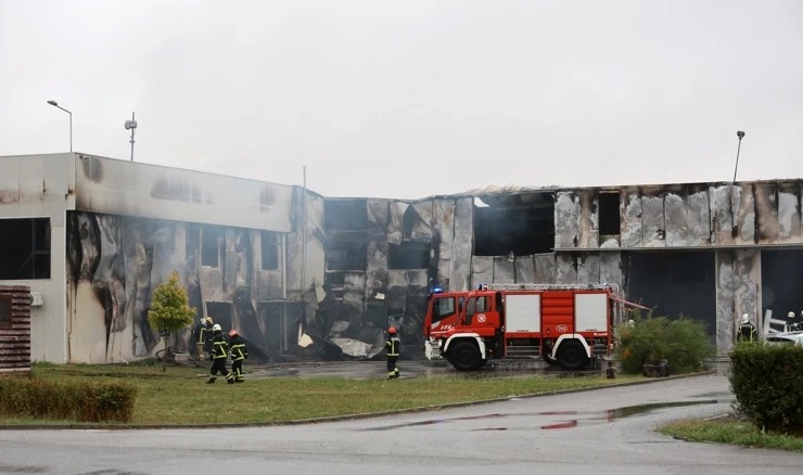 Lokaliziran požar u Osijeku: Spriječili smo širenje na benzinsku pumpu