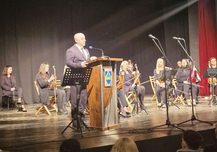 Lokmić obilježio Dan nezavisnosti u Maglaju i Zavidovićima