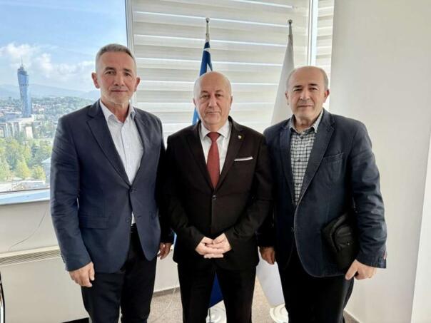 Lokmić sa predstavnicima Udruženja generala BiH - Zajedno za istinu, dostojanstvo i domovinu