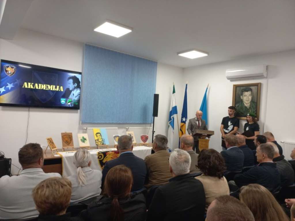 Lokmić u Teočaku: Hajrudin Mešić je ime koje odzvanja kao zavjet slobode BiH