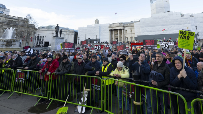 London: Protestno okupljanje protiv slanja oružja u Ukrajinu